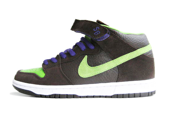 Nike SB Dunk Mid